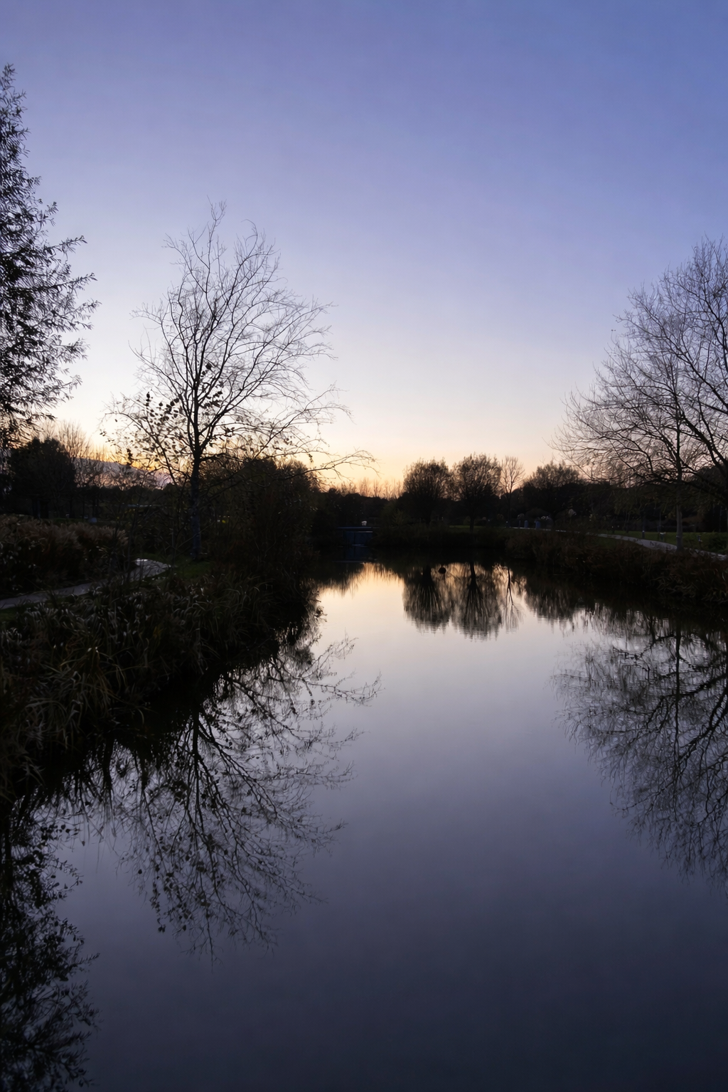 Flood early warning context